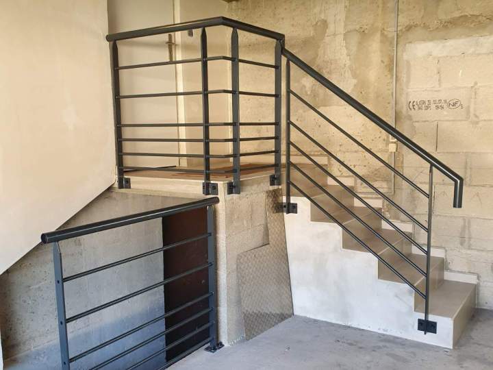 Pose d'escaliers métalliques Bourgoin-Jallieu